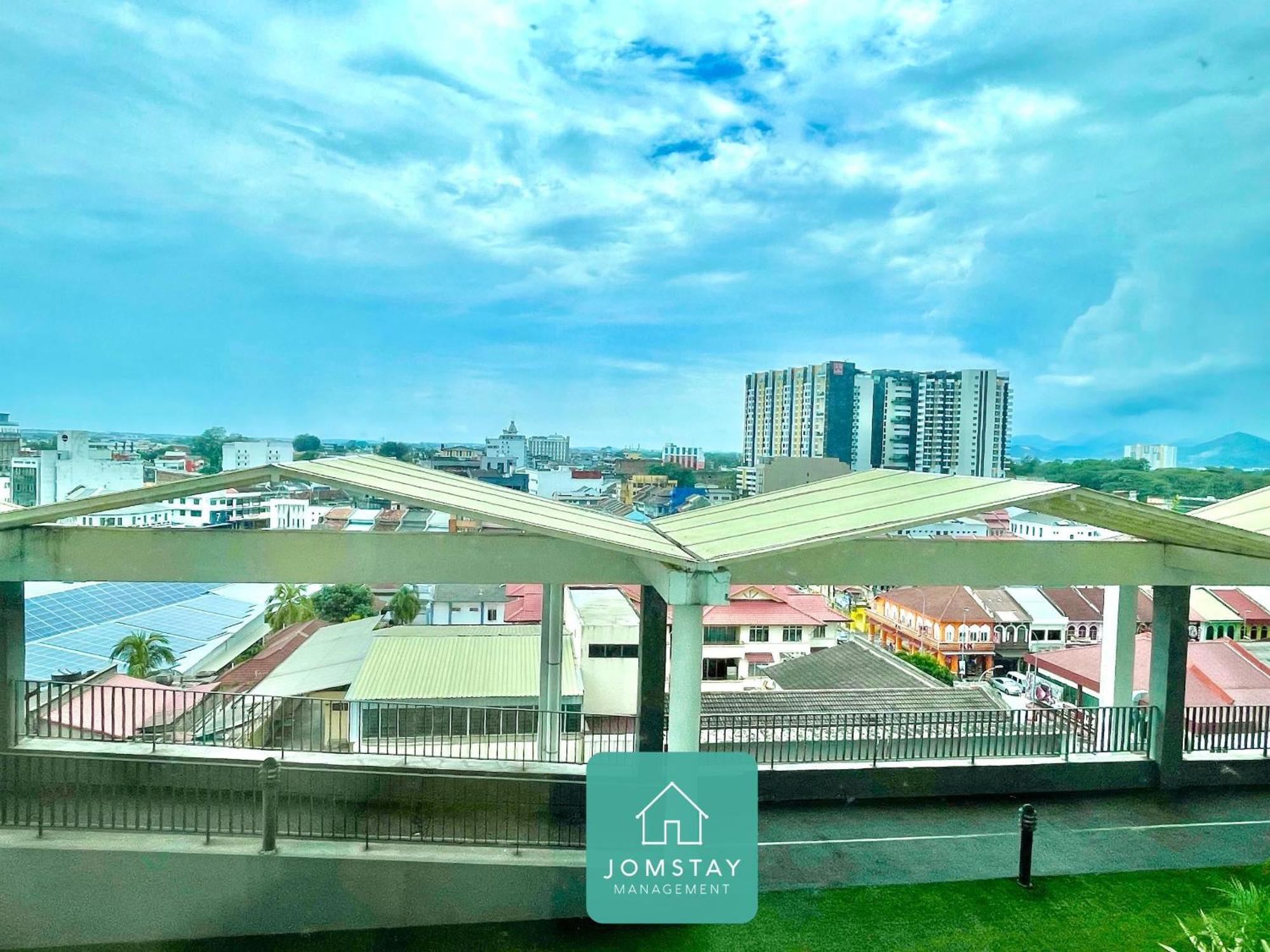 Jomstay Octagon Palm Suites Ипох Экстерьер фото